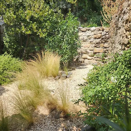 בית נופש Maison Ancienne Minervois La Caunette