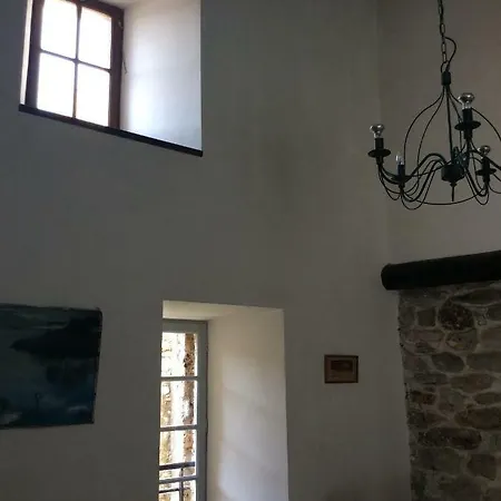 בית נופש Maison Ancienne Minervois *